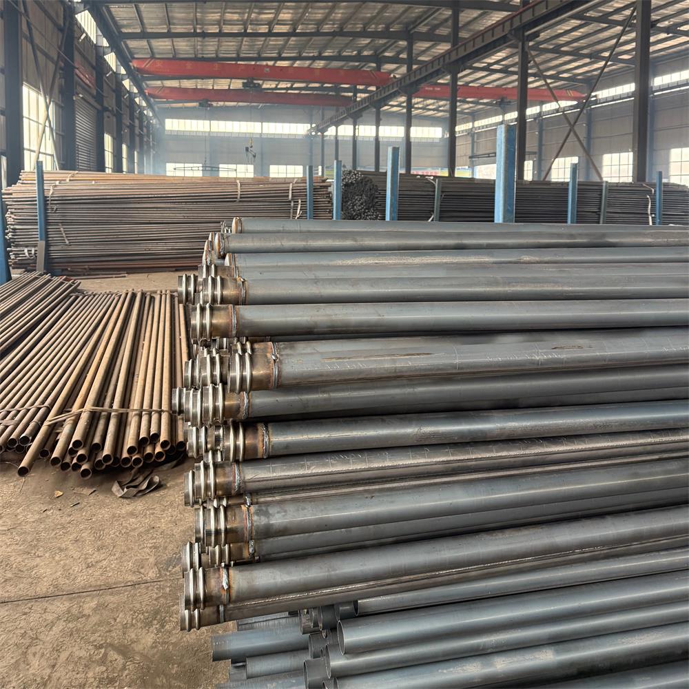 宝益德钢管安庆市销售处 厂区及加工车间